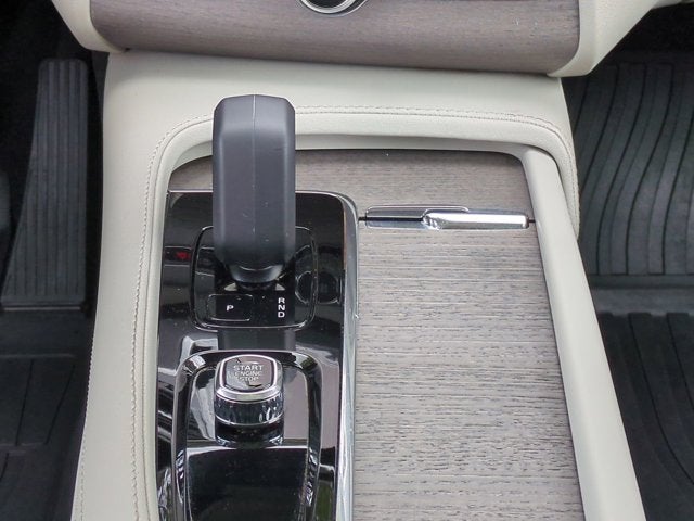 2023 Volvo XC90 Plus