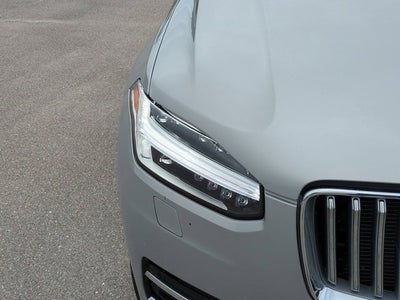 2024 Volvo XC90 Recharge Plug-In Hybrid Plus Bright Theme