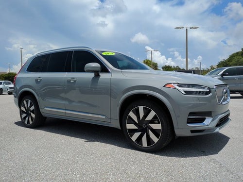 2024 Volvo XC90 Recharge Plug-In Hybrid Plus Bright Theme
