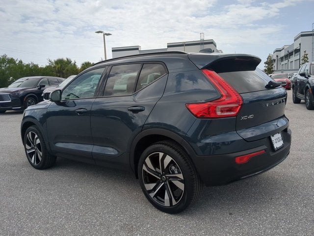 2026 Volvo XC40 Plus