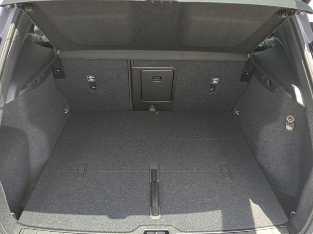 2026 Volvo XC40 Plus