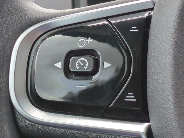 2023 Volvo XC90 Core