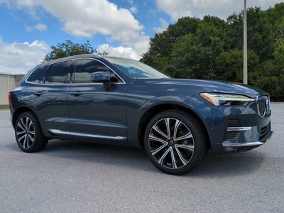 2023 Volvo XC60 Ultimate Bright Theme