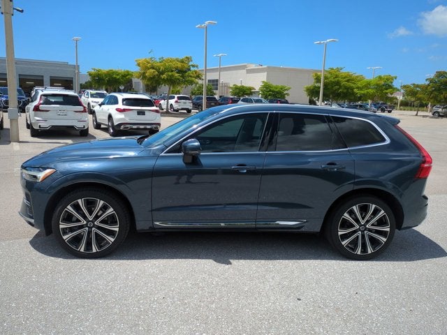 2023 Volvo XC60 Ultimate Bright Theme