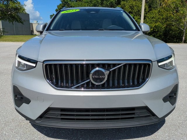 2023 Volvo XC40 Ultimate Bright Theme