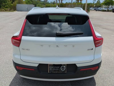 2023 Volvo XC40 Ultimate Bright Theme