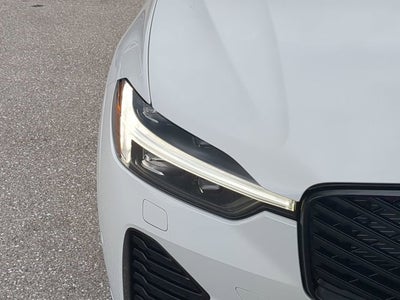 2026 Volvo XC60 Plus