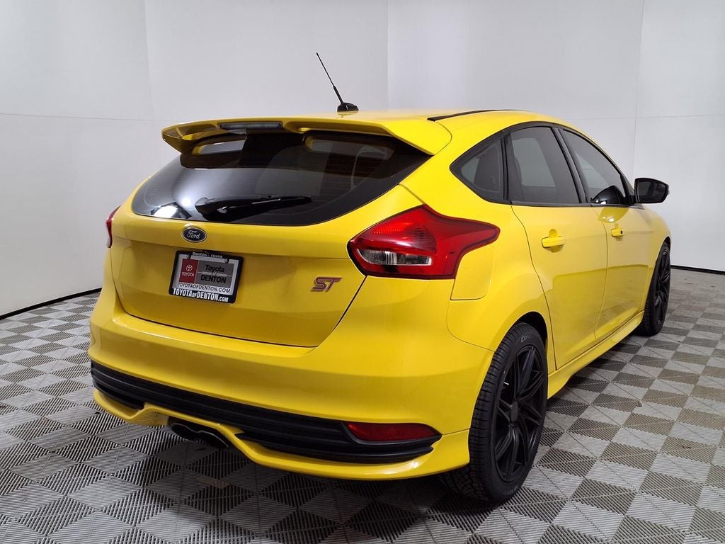 2018 Ford Focus ST