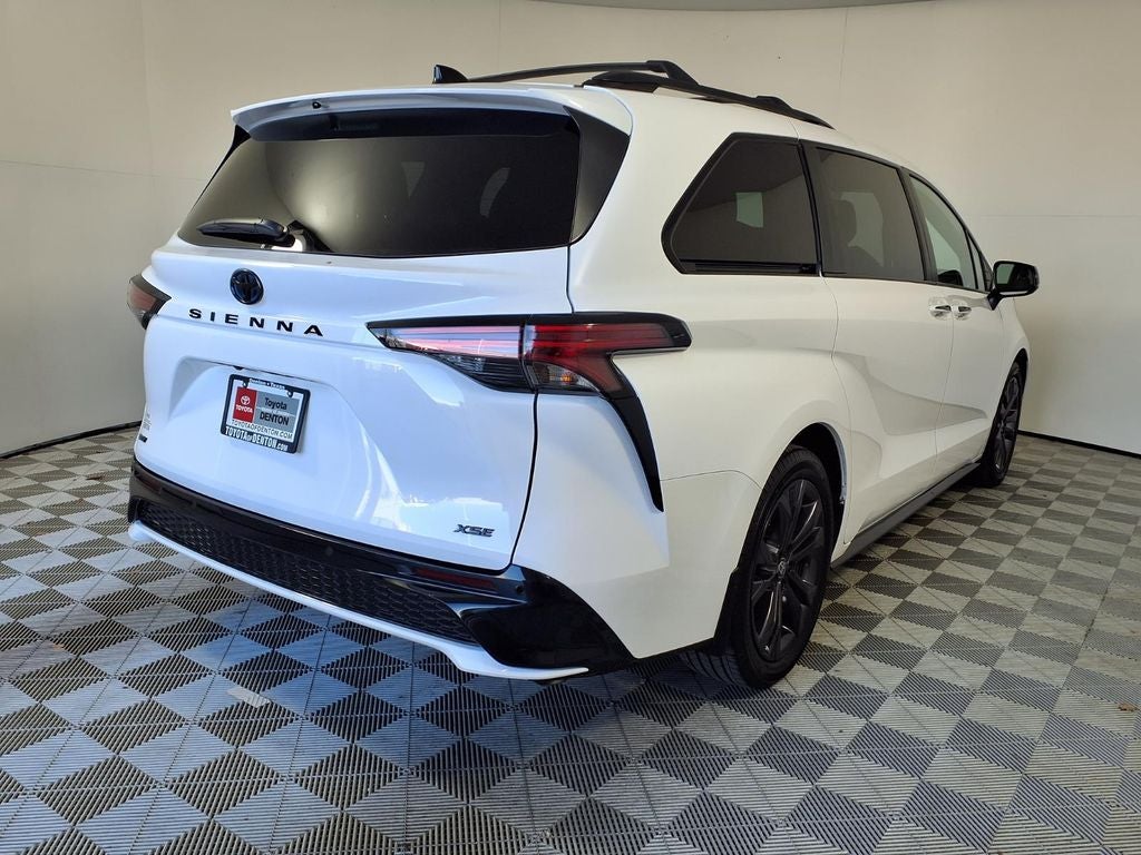 2025 Toyota Sienna XSE 7 Passenger