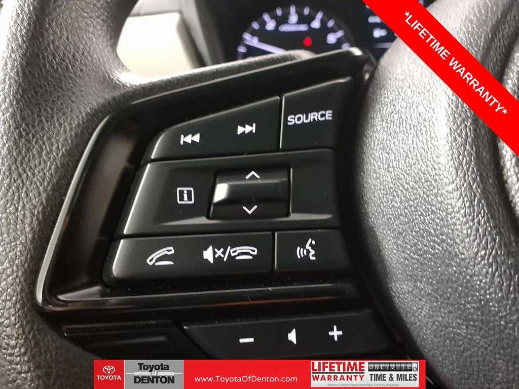 2025 Subaru Forester Base