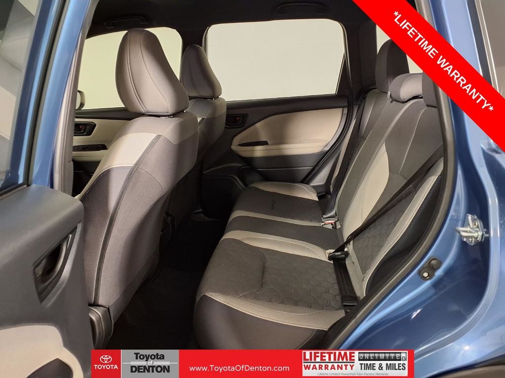 2025 Subaru Forester Base