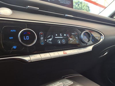2023 Genesis GV70 2.5T