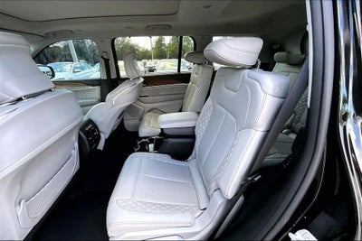 2022 Jeep Grand Cherokee L Summit