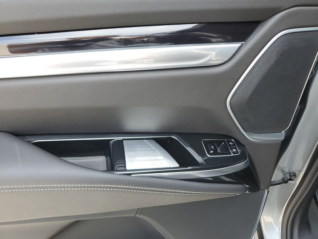 2025 Cadillac Escalade ESV Sport