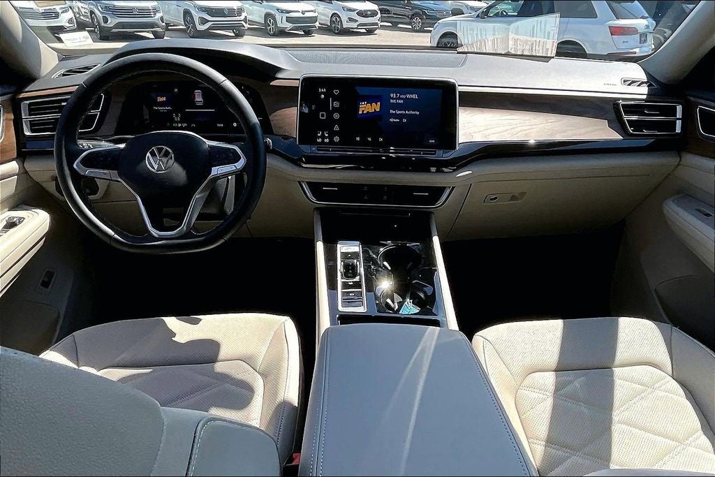 2026 Volkswagen Atlas 2.0T SE w/Technology