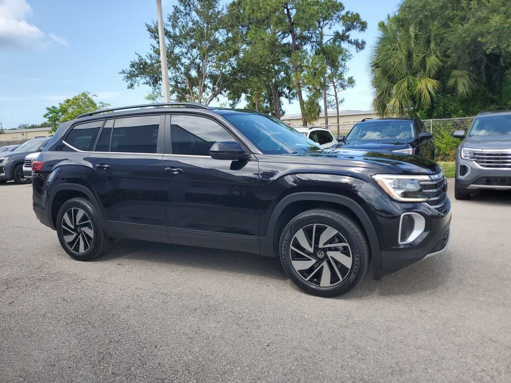 2024 Volkswagen Atlas 2.0T SE w/Technology