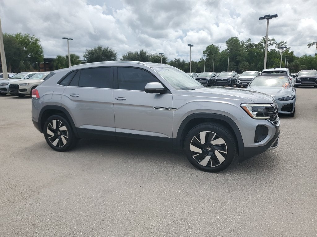 2024 Volkswagen Atlas Cross Sport 2.0T SE w/Technology