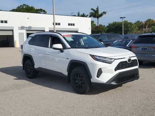 2024 Toyota RAV4 XLE