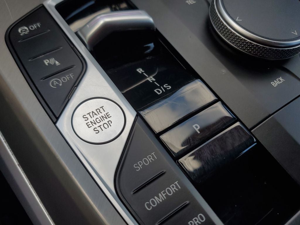 2026 BMW 3 Series 330i