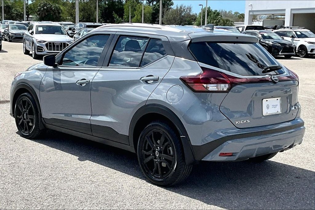 2022 Nissan Kicks SV