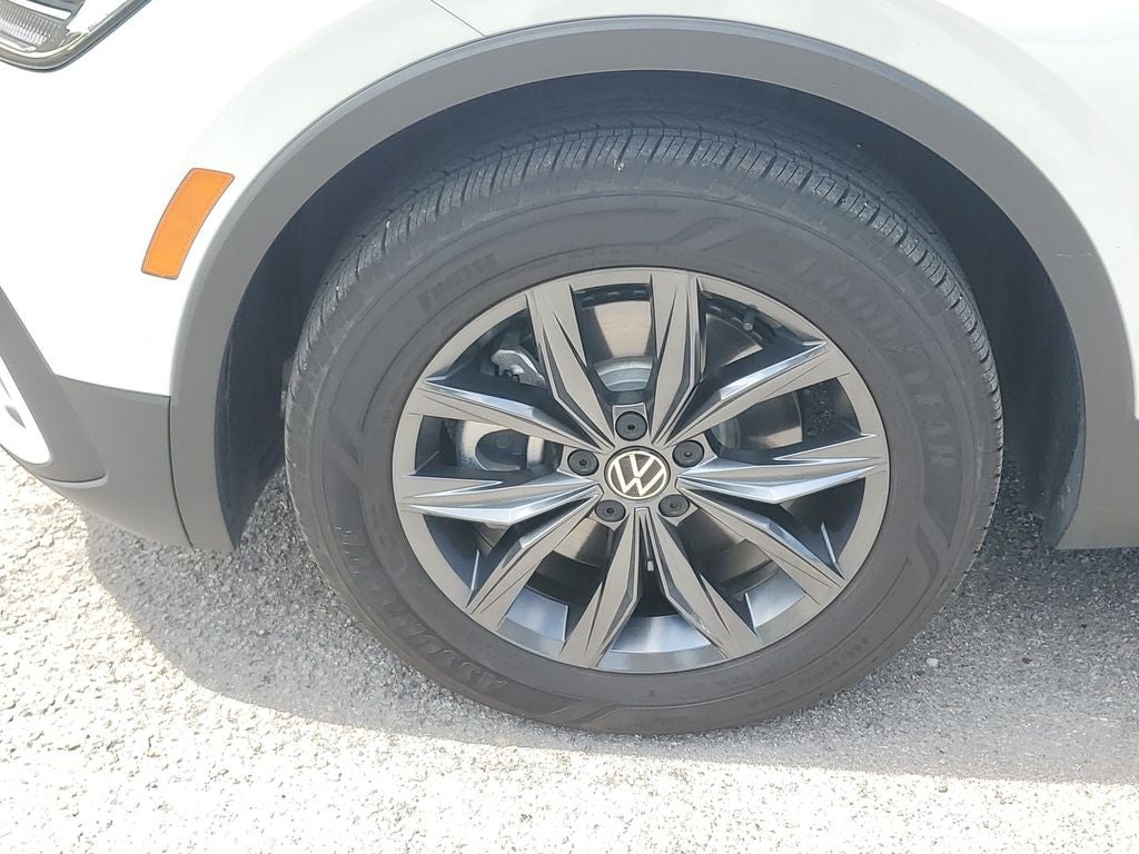 2023 Volkswagen Tiguan 2.0T SE