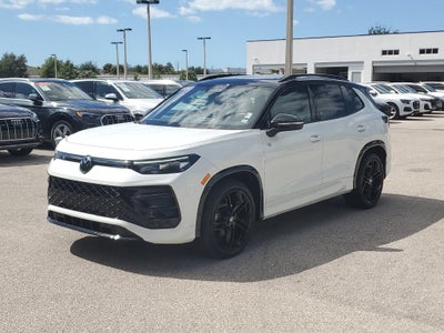 2026 Volkswagen Tiguan SE R-Line Black