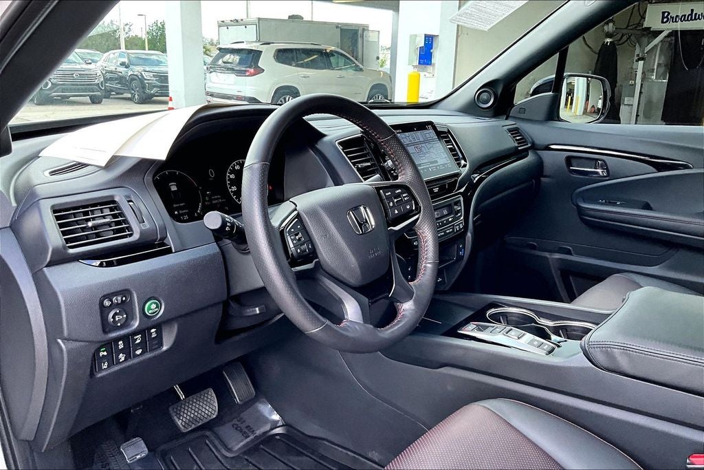 2025 Honda Ridgeline Black Edition