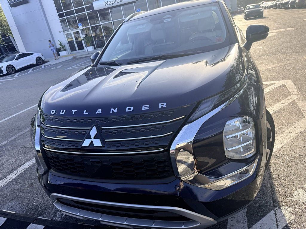 2023 Mitsubishi Outlander SEL