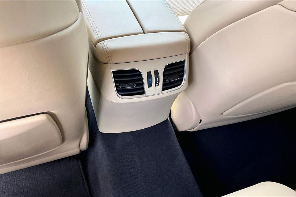 2015 Hyundai Genesis 3.8