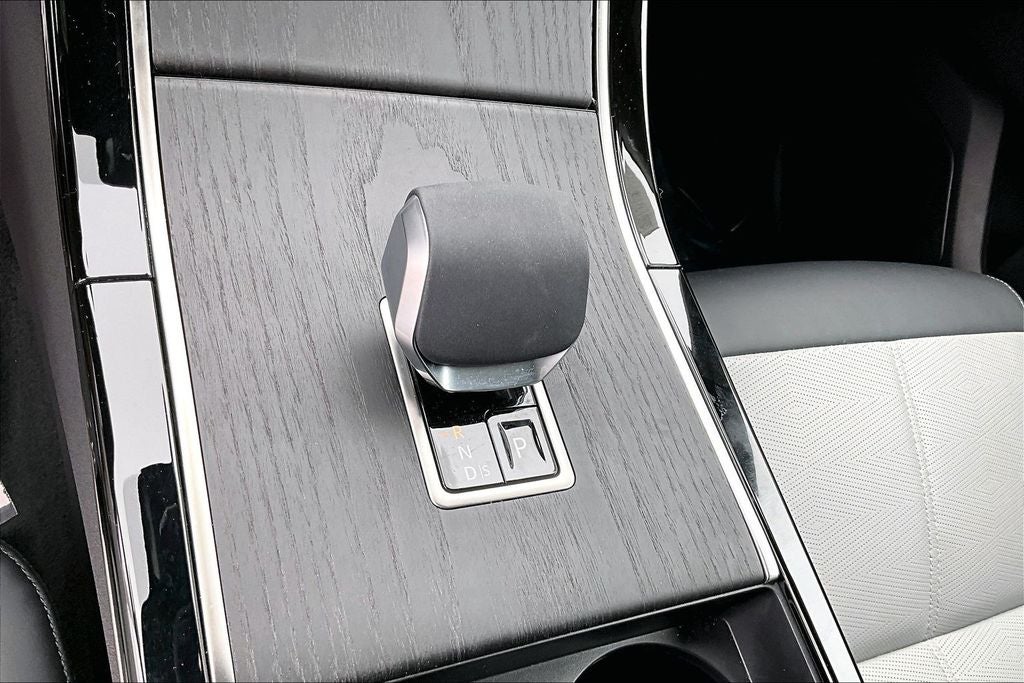 2026 Land Rover Range Rover Velar Autobiography