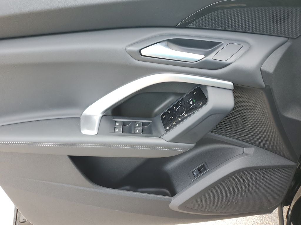 2025 Audi Q5 2.0T Premium quattro