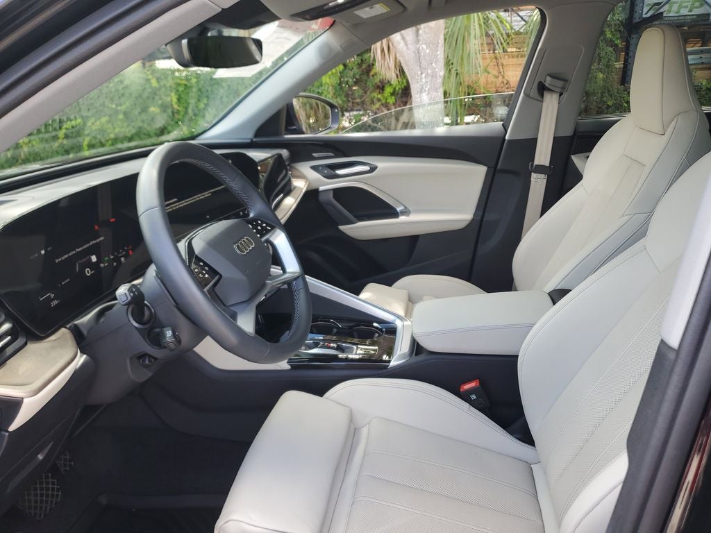 2025 Audi Q5 2.0T Premium Plus quattro