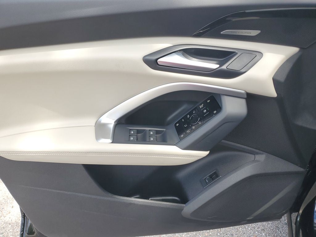 2025 Audi Q5 2.0T Premium Plus quattro