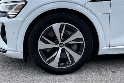 2024 Audi Q8 e-tron Premium Plus quattro