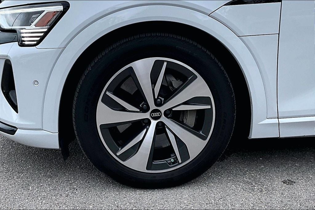 2024 Audi Q8 e-tron Premium Plus quattro