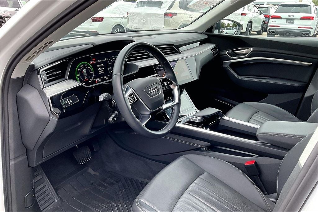 2024 Audi Q8 e-tron Premium Plus quattro