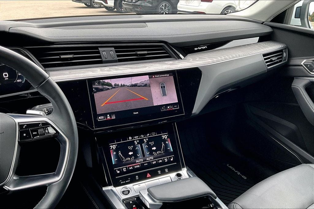 2024 Audi Q8 e-tron Premium Plus quattro