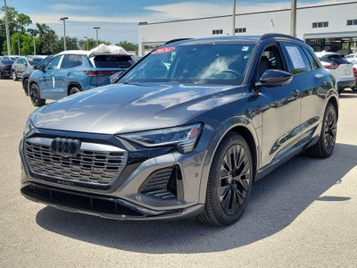 2024 Audi Q8 e-tron Prestige quattro