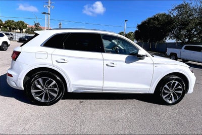 2023 Audi Q5 45 S line Prestige quattro