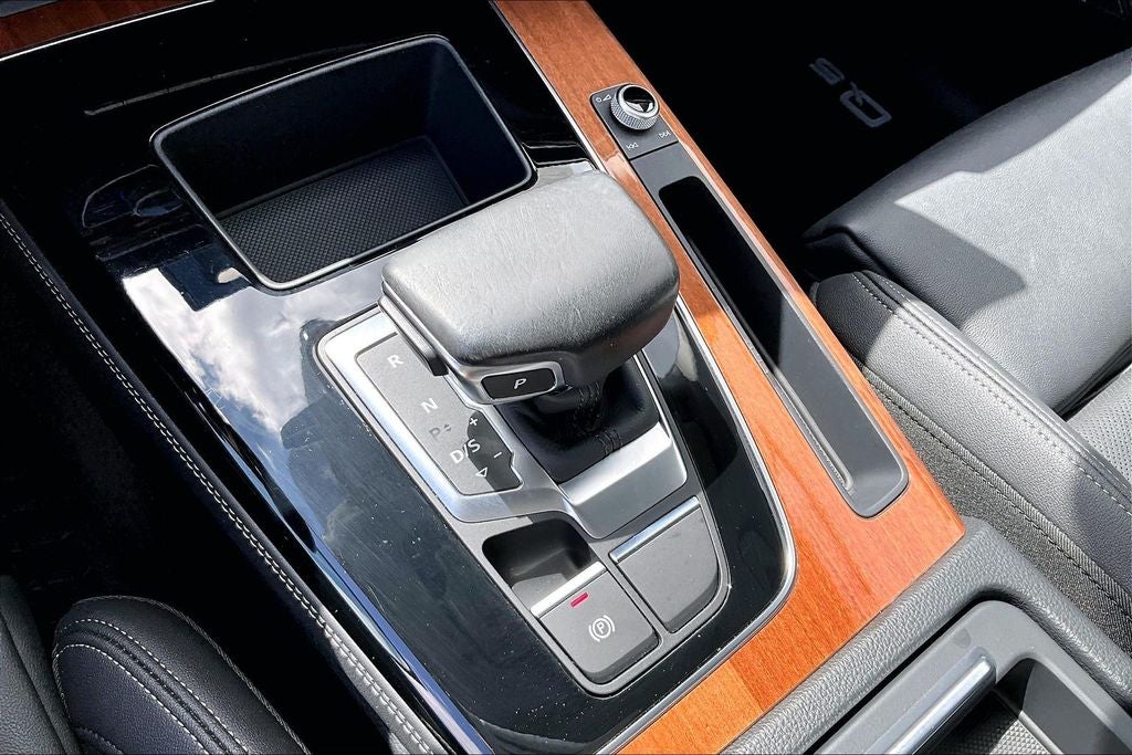 2022 Audi Q5 45 S line Prestige quattro