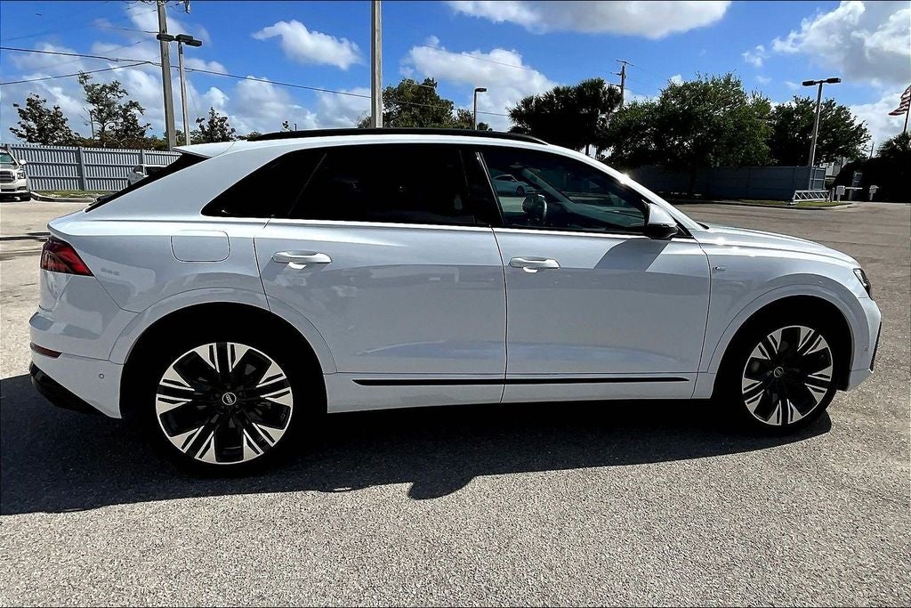 2025 Audi Q8 55 Prestige quattro