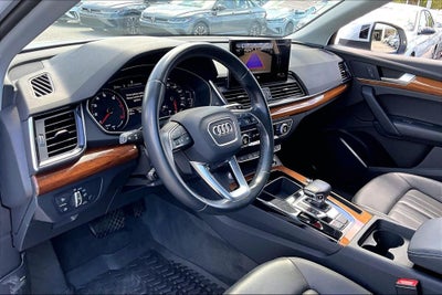 2023 Audi Q5 45 S line Premium quattro