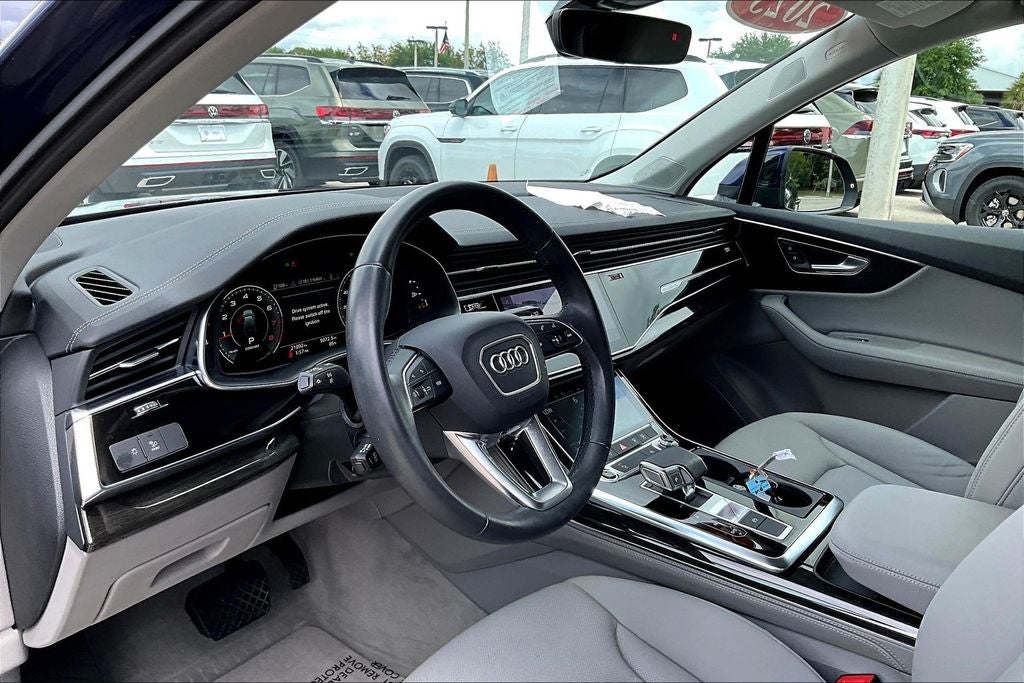 2023 Audi Q7 45 Premium Plus quattro