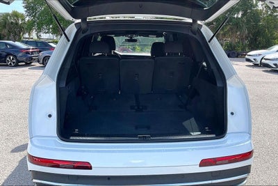 2023 Audi Q7 45 Premium Plus quattro