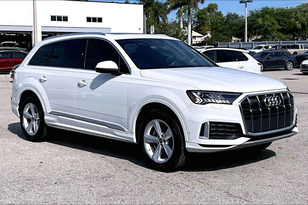2023 Audi Q7 45 Premium Plus quattro