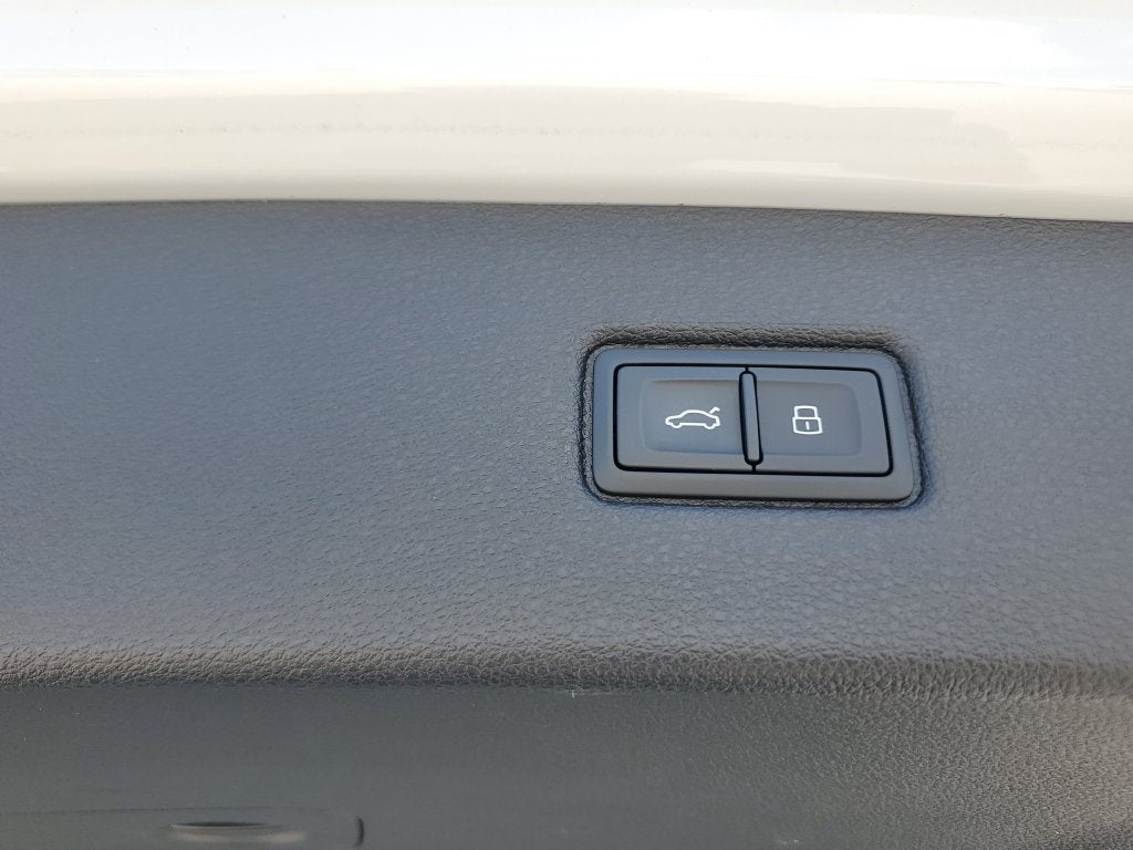 2026 Audi Q7 55 Premium Plus quattro