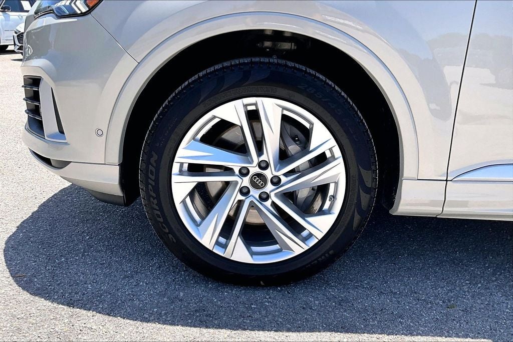 2023 Audi Q7 55 Premium Plus quattro