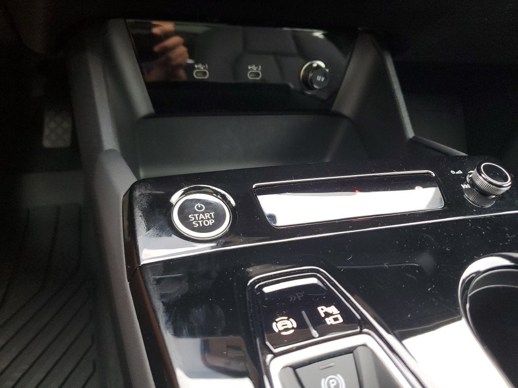 2025 Audi A6 Sportback e-tron Premium quattro