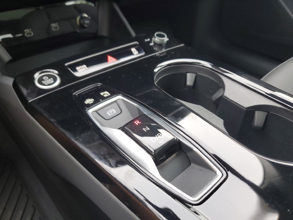 2025 Audi A6 Sportback e-tron Premium quattro