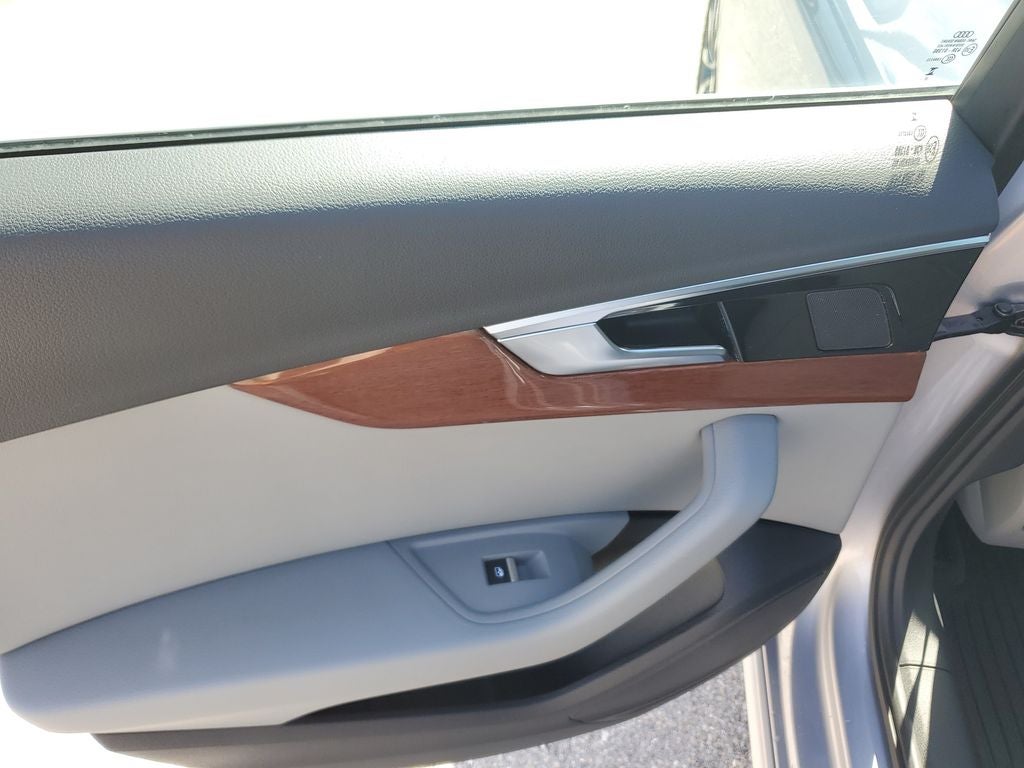 2023 Audi A4 40 Premium quattro